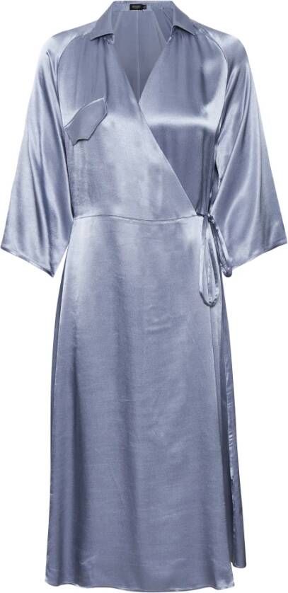 Soaked in Luxury Casual kleedjes Blauw Dames