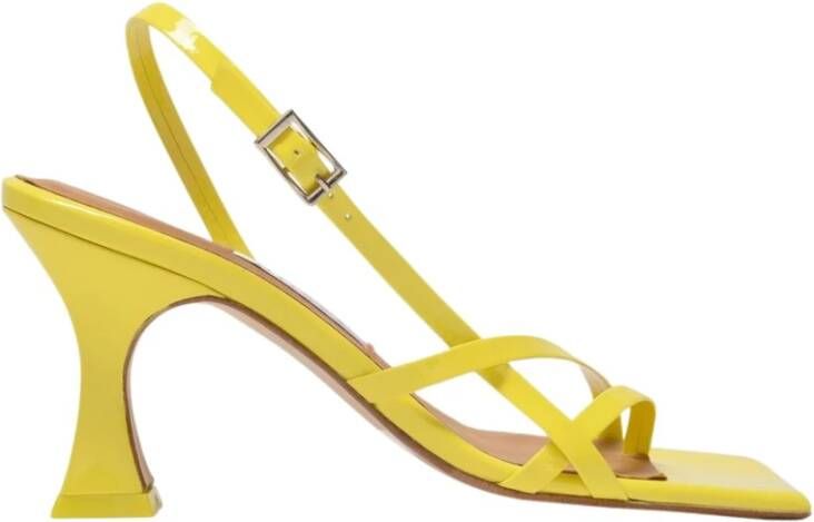 Miista Amber Sandals in Lemon Yellow Patent Leather , Geel, Dames