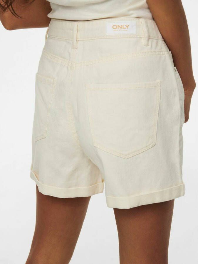 ONLY high waist mom short ONLVEGA ecru